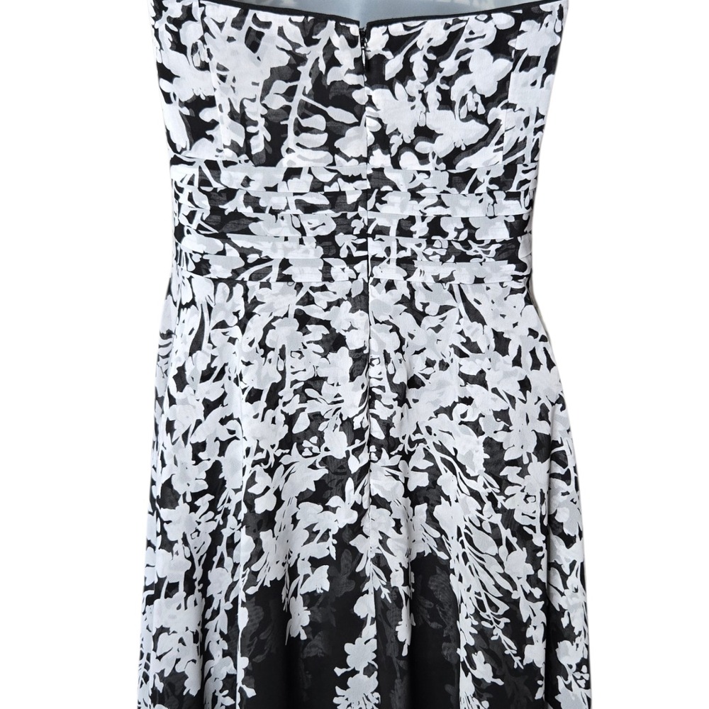 White House Black Market Black and White Strapless Floral Dress - Picture 6 of 9